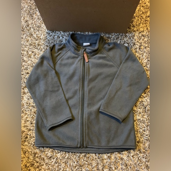 Baby Boy Clothing Lot - ZARA H&M Carters - Size 12mo to 24mo/2T (8 total items) - Picture 9 of 12